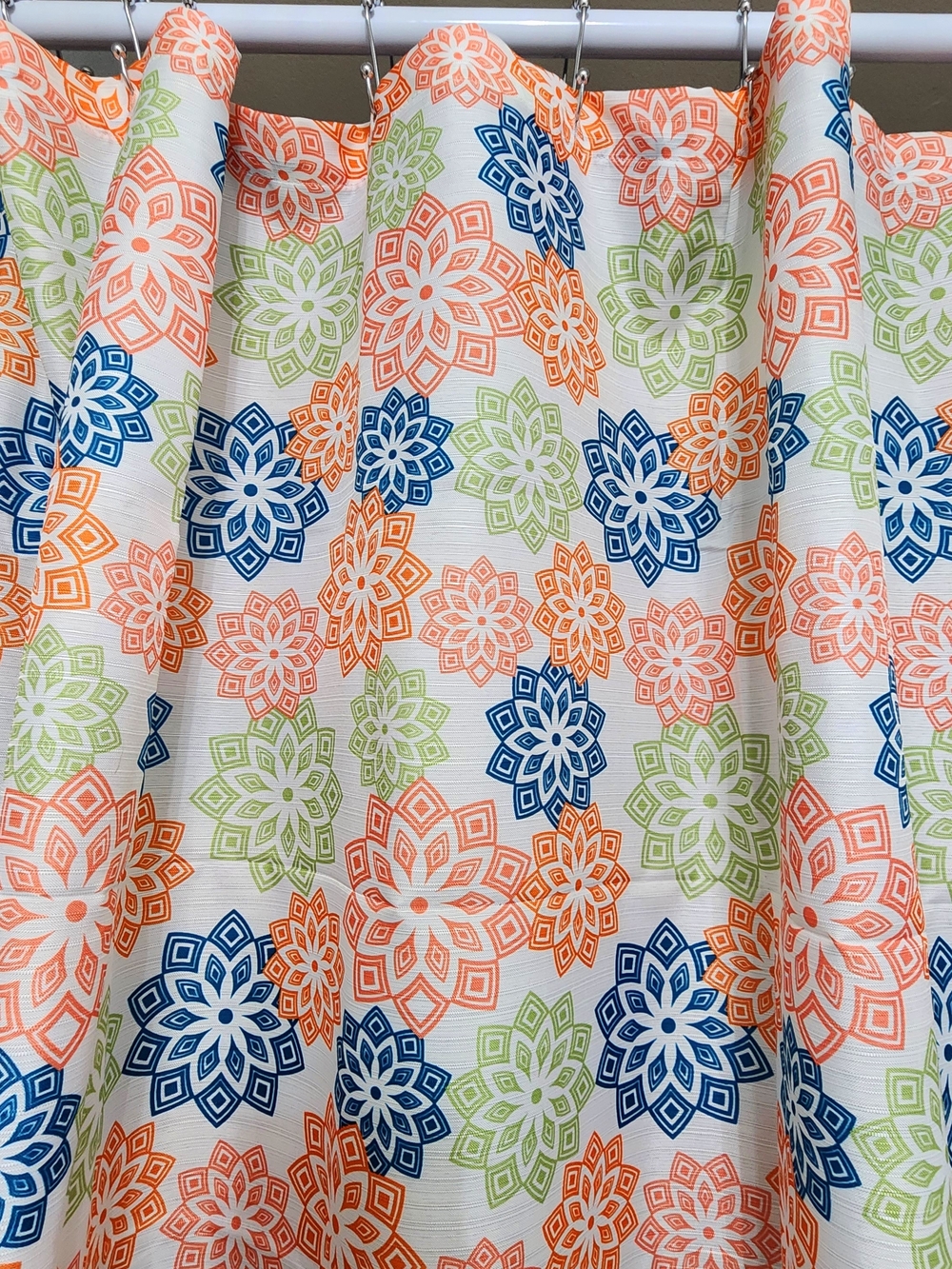 2pc Shower Curtain Floral Medallion in Coral, Navy & Sage With Metal Hooks New